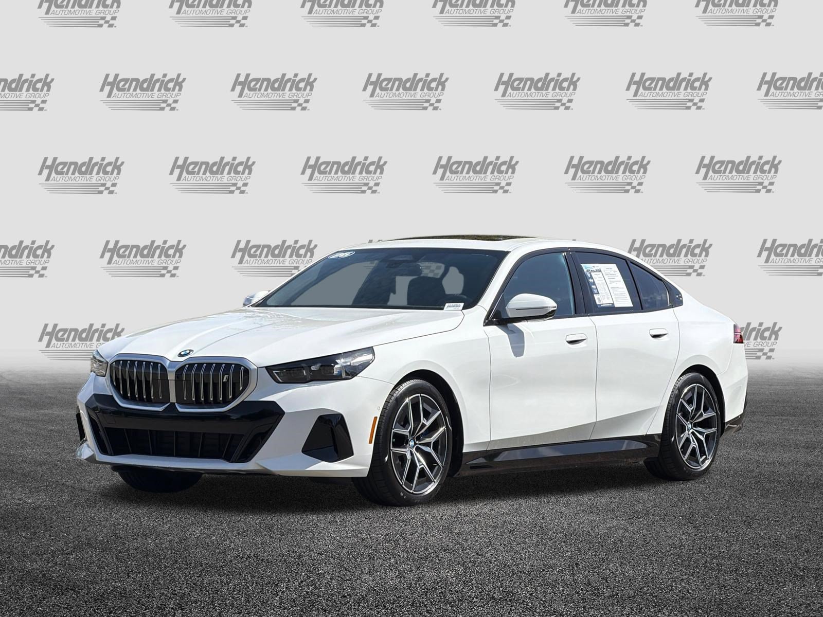 Used 2026 BMW i5 eDrive40 w/ M Sport Package AWD/4WD image 9