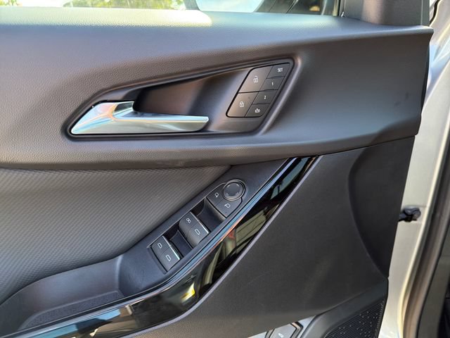 New 2027 Chevrolet Equinox RS w/ Safety and Technology Package FWD image 24
