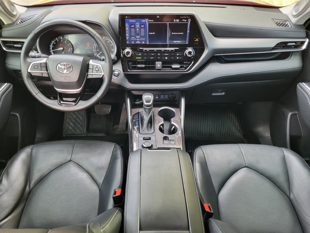 Used 2022 Toyota Highlander Limited AWD/4WD image 23