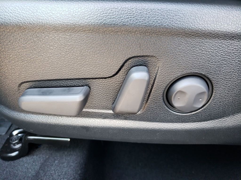 New 2026 Kia Seltos SX image 16