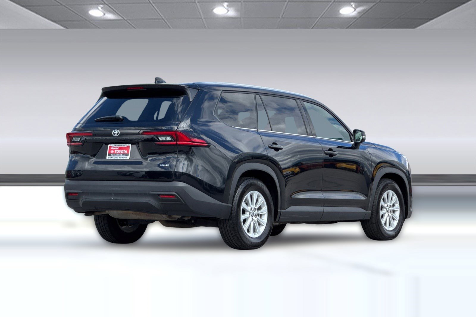 Used 2025 Toyota Grand Highlander FWD image 9