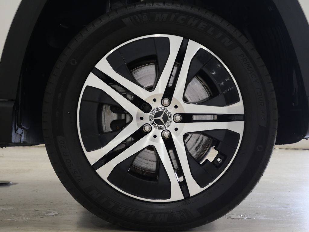 Used 2022 Mercedes-Benz GLS 450 4MATIC image 10