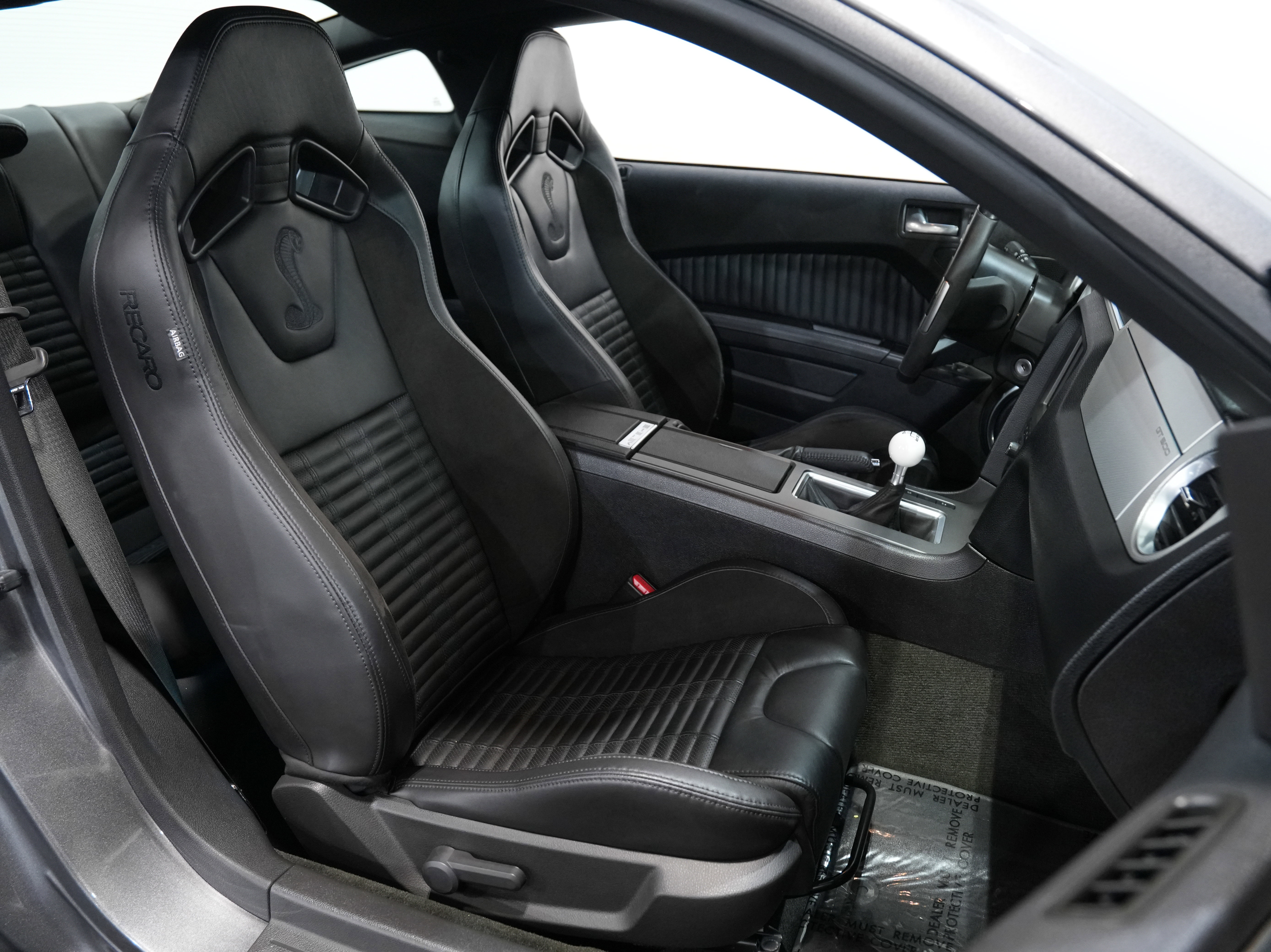 Used 2013 Ford Mustang Shelby GT500 image 31