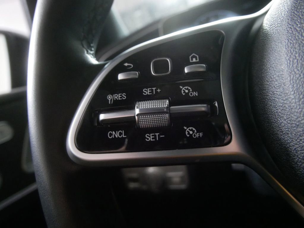 Used 2022 Mercedes-Benz GLE 350 4MATIC image 19