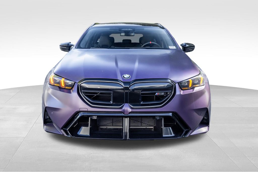 Used 2026 BMW M5 Touring AWD/4WD image 2