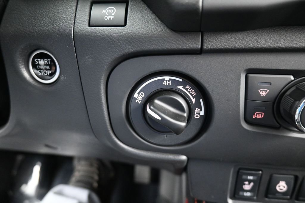 Used 2025 Nissan Frontier PRO-4X w/ Pro Premium Package AWD/4WD image 33