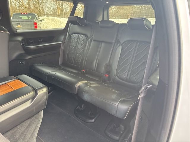 Used 2024 Jeep Grand Wagoneer L Series III image 21