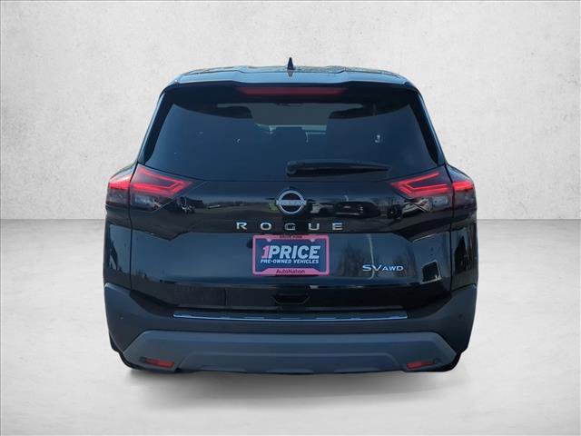Used 2023 Nissan Rogue SV image 6