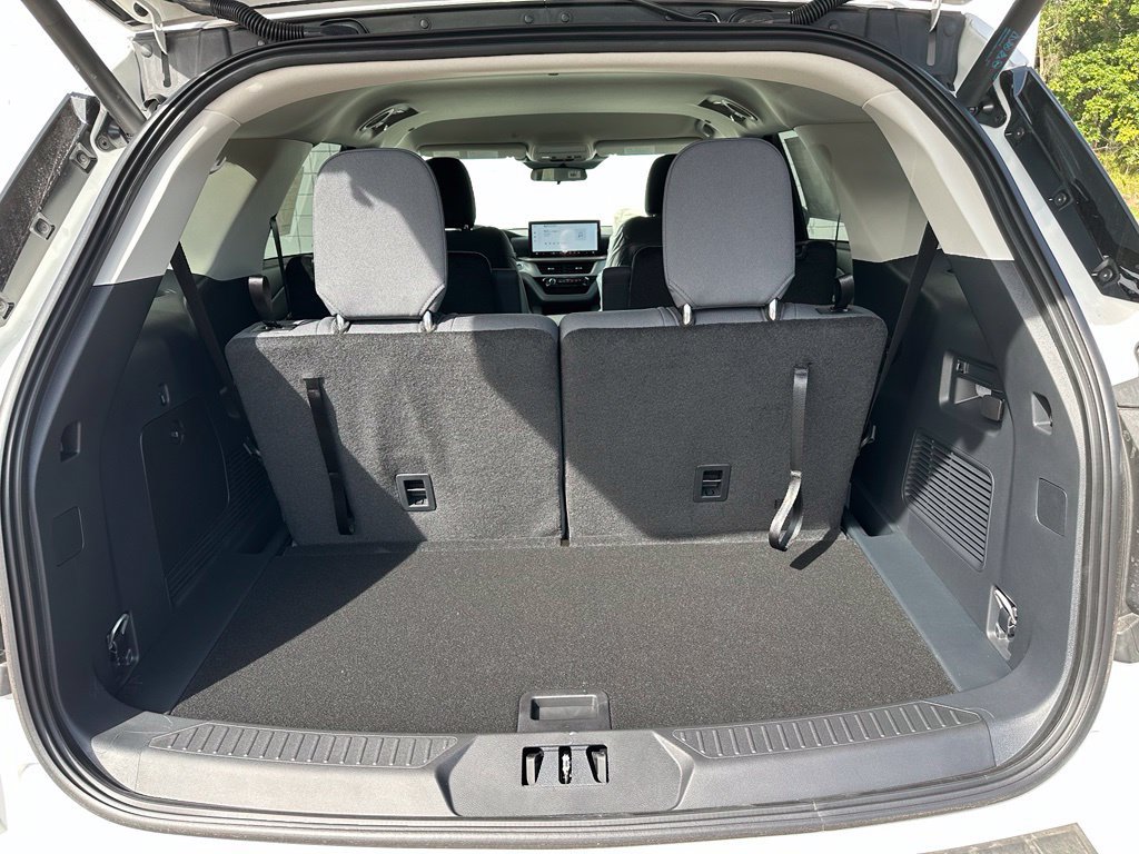 New 2026 Ford Explorer Active AWD/4WD image 27