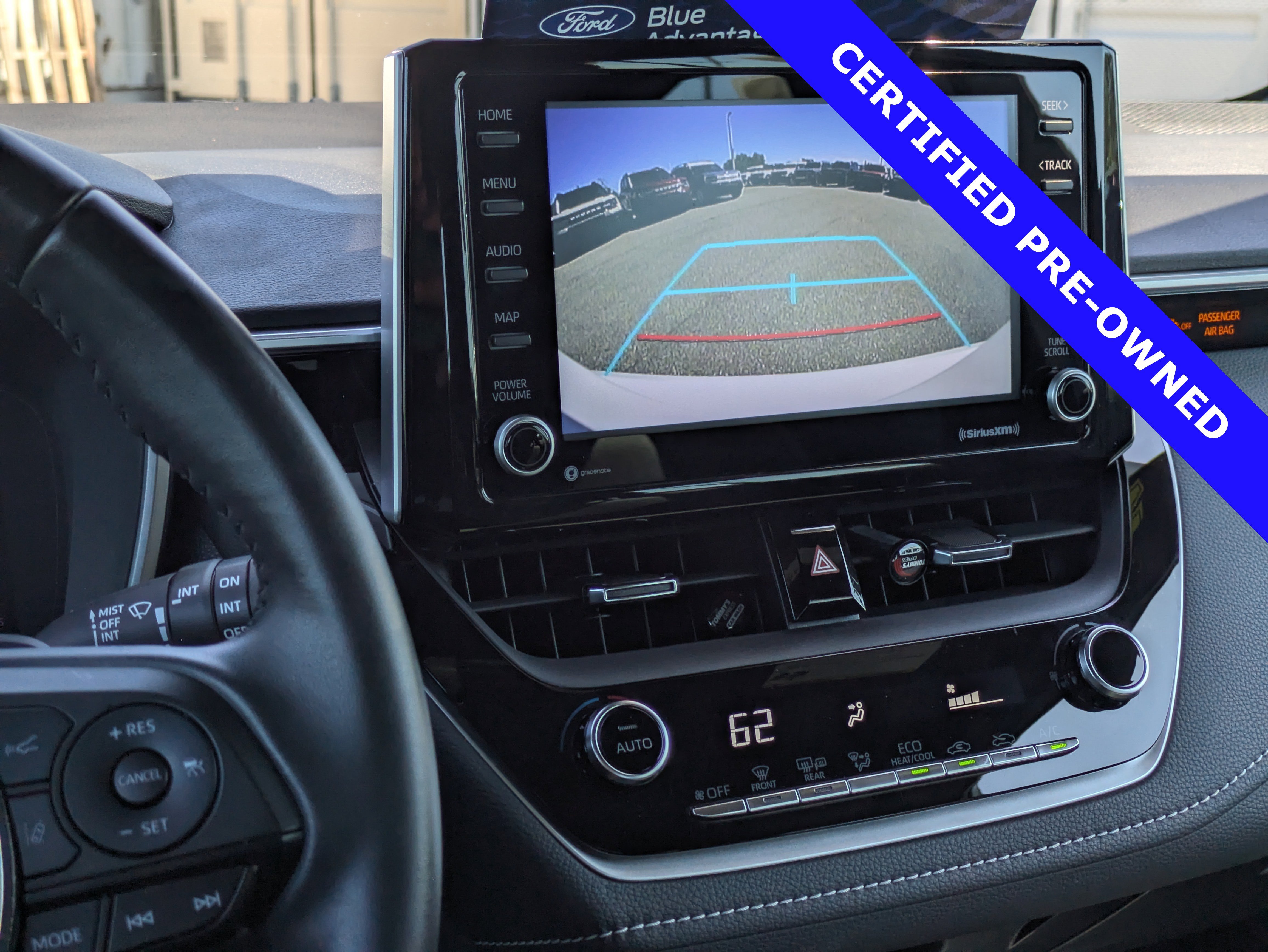 Used 2022 Toyota Corolla SE image 28