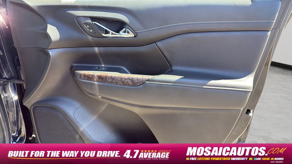 Used 2022 GMC Acadia Denali w/ GMC Pro Grade Package AWD/4WD image 9