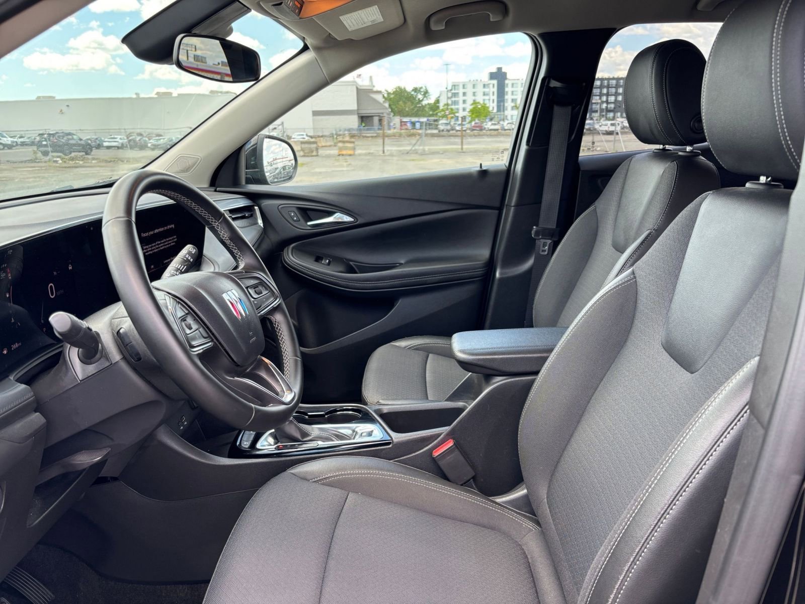 Used 2025 Buick Encore GX Preferred FWD image 23