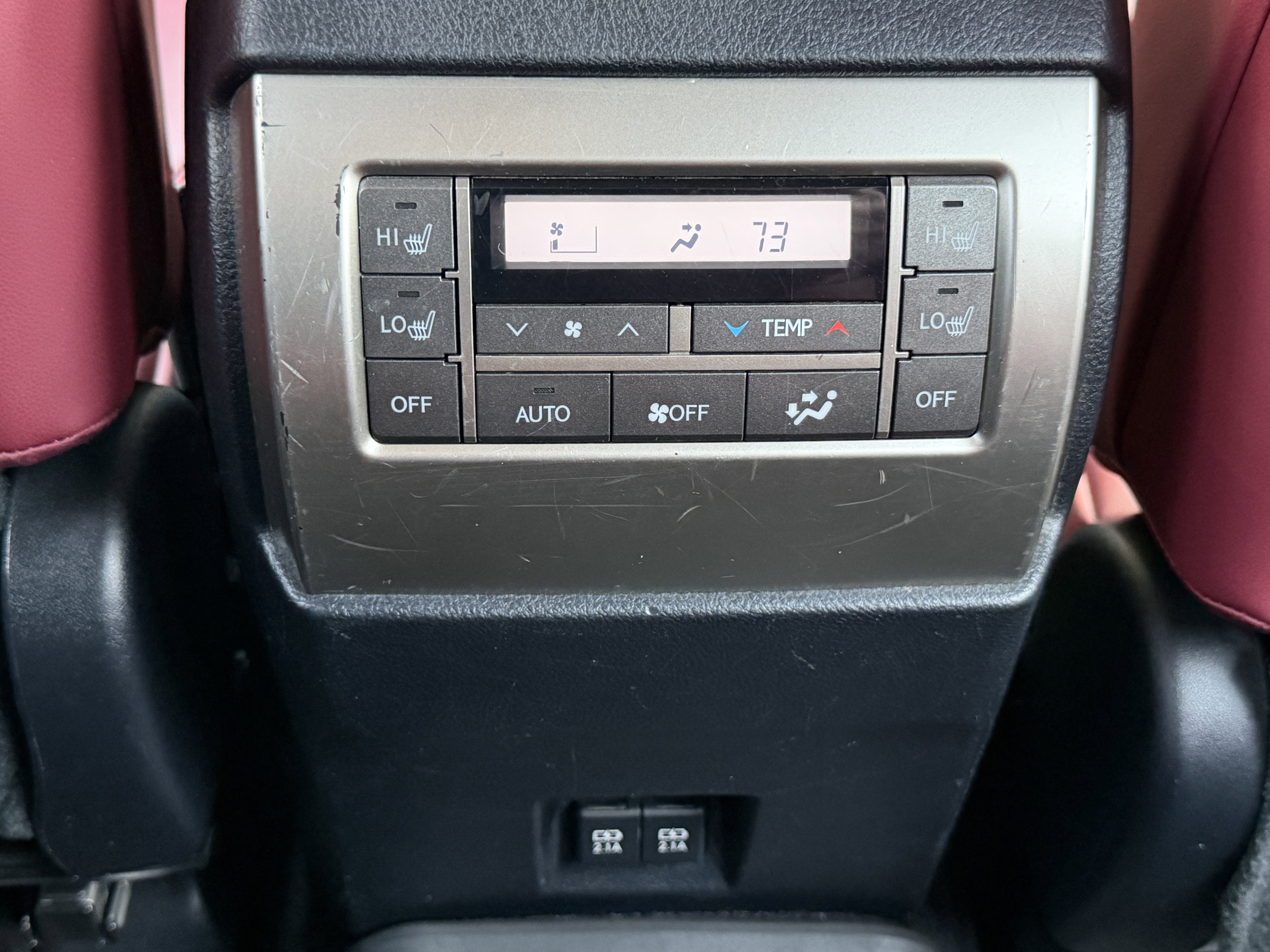 Used 2020 Lexus GX 460 Premium w/ Premium Package image 29