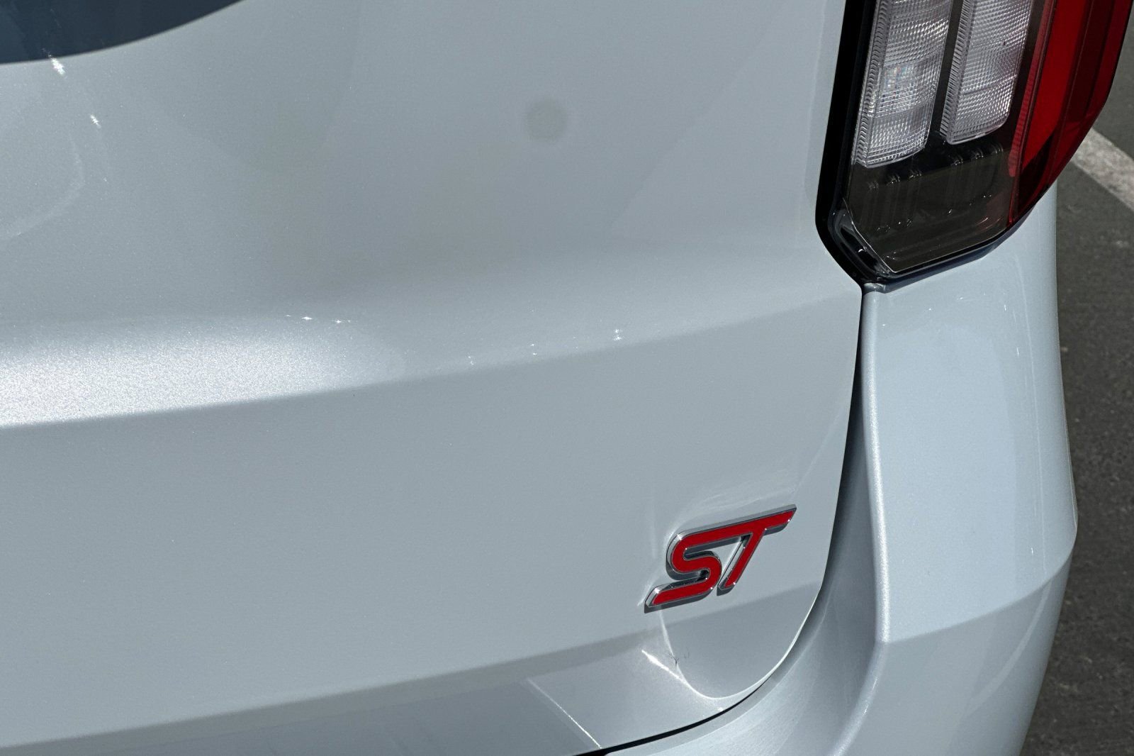 New 2026 Ford Explorer ST w/ Sun And Sound Package image 27