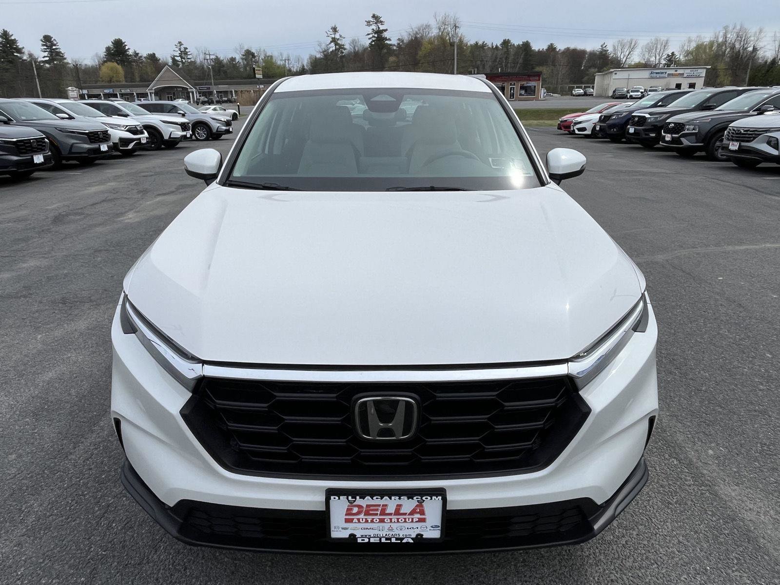 Used 2024 Honda CR-V LX image 2