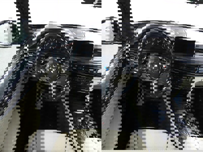 Used 2017 BMW X5 xDrive50i AWD/4WD image 11