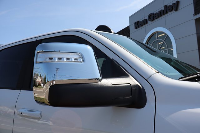 Used 2025 RAM 2500 Laramie image 2