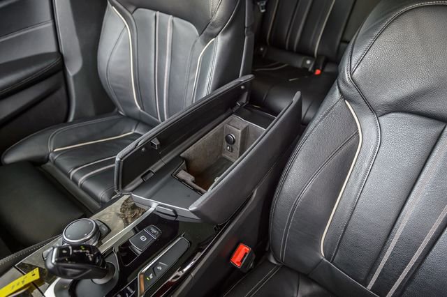 Used 2018 BMW 540i xDrive 540i xDRIVE - M SPORT - NAV - image 32