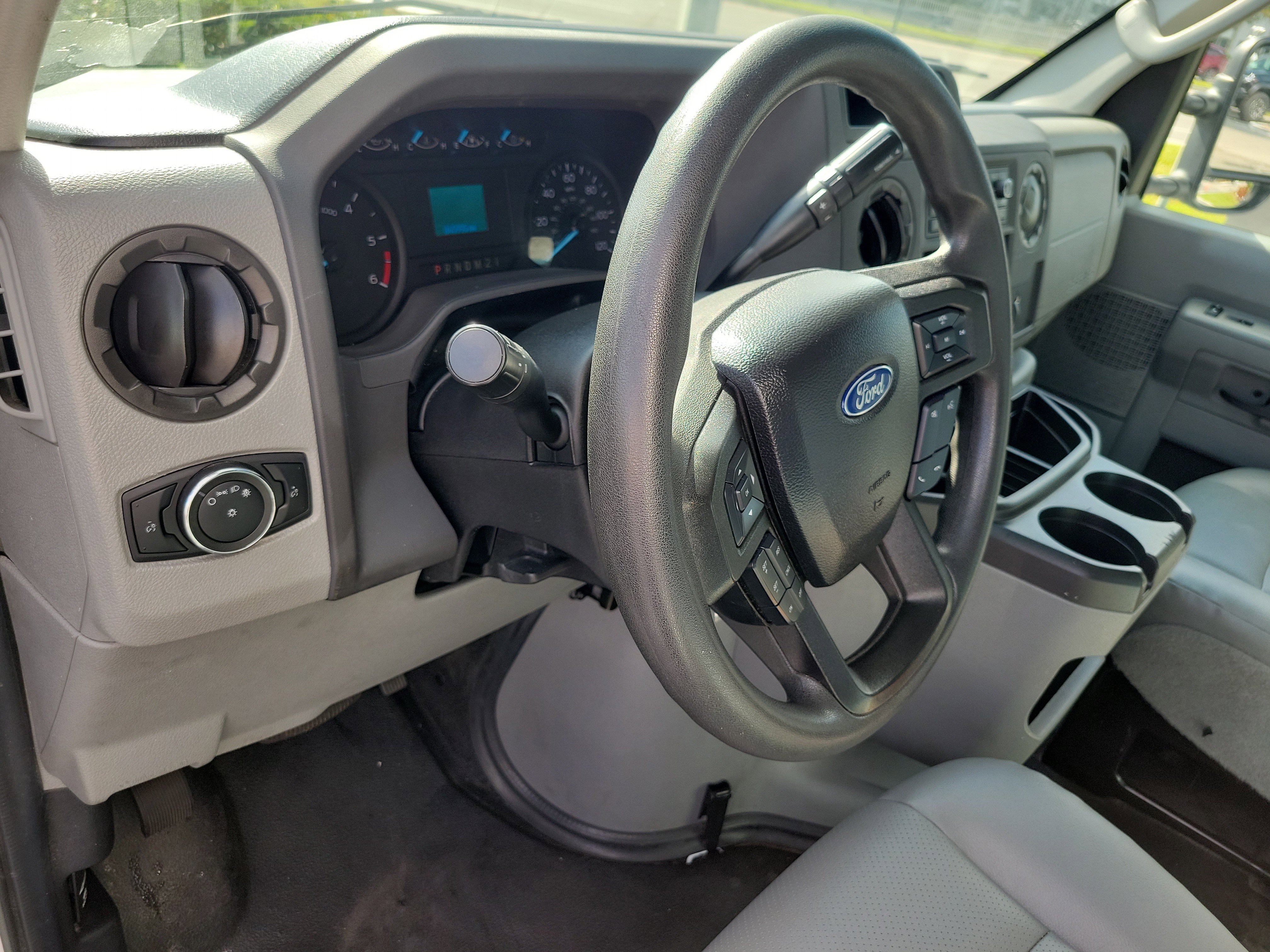 Used 2023 Ford E-350 and Econoline 350 Super Duty w/ Power Windows & Locks Group image 8