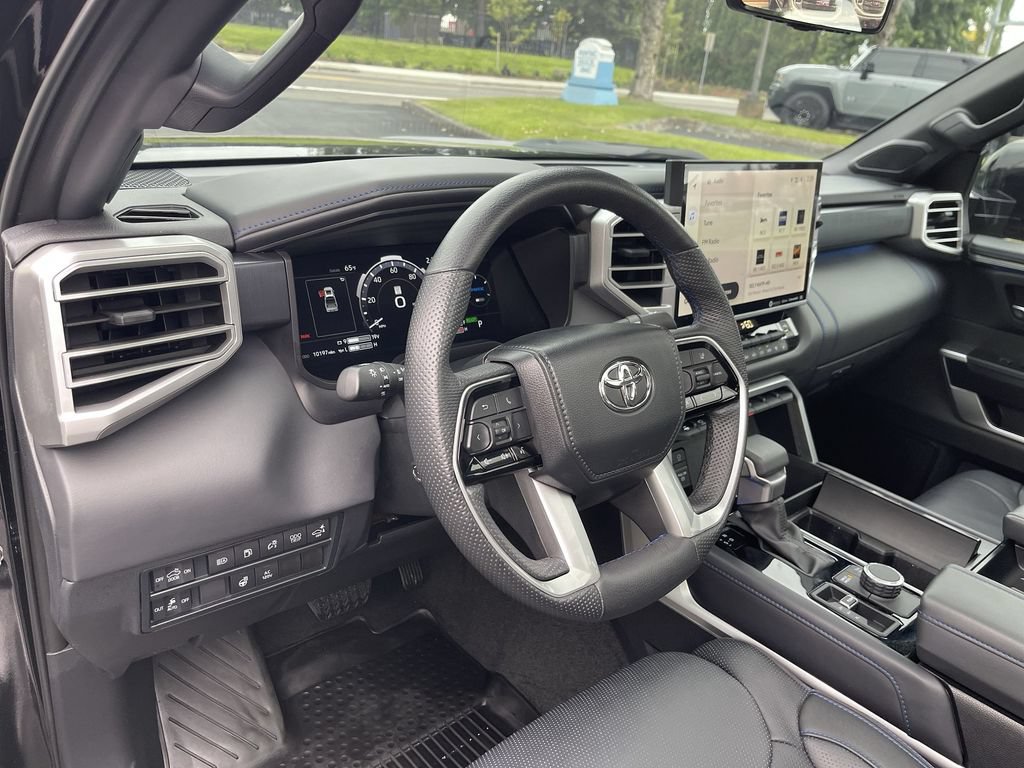 Used 2024 Toyota Tundra Platinum AWD/4WD image 10