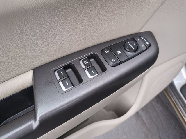 Used 2020 Kia Sportage S w/ S Sunroof Package FWD image 14