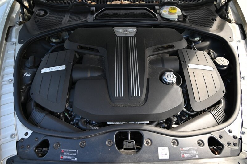 Used 2016 Bentley Flying Spur V8 AWD/4WD image 13
