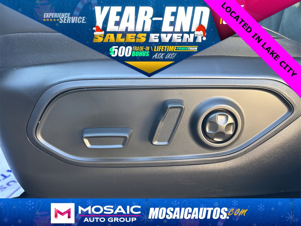 Used 2024 Jeep Grand Cherokee Altitude image 25