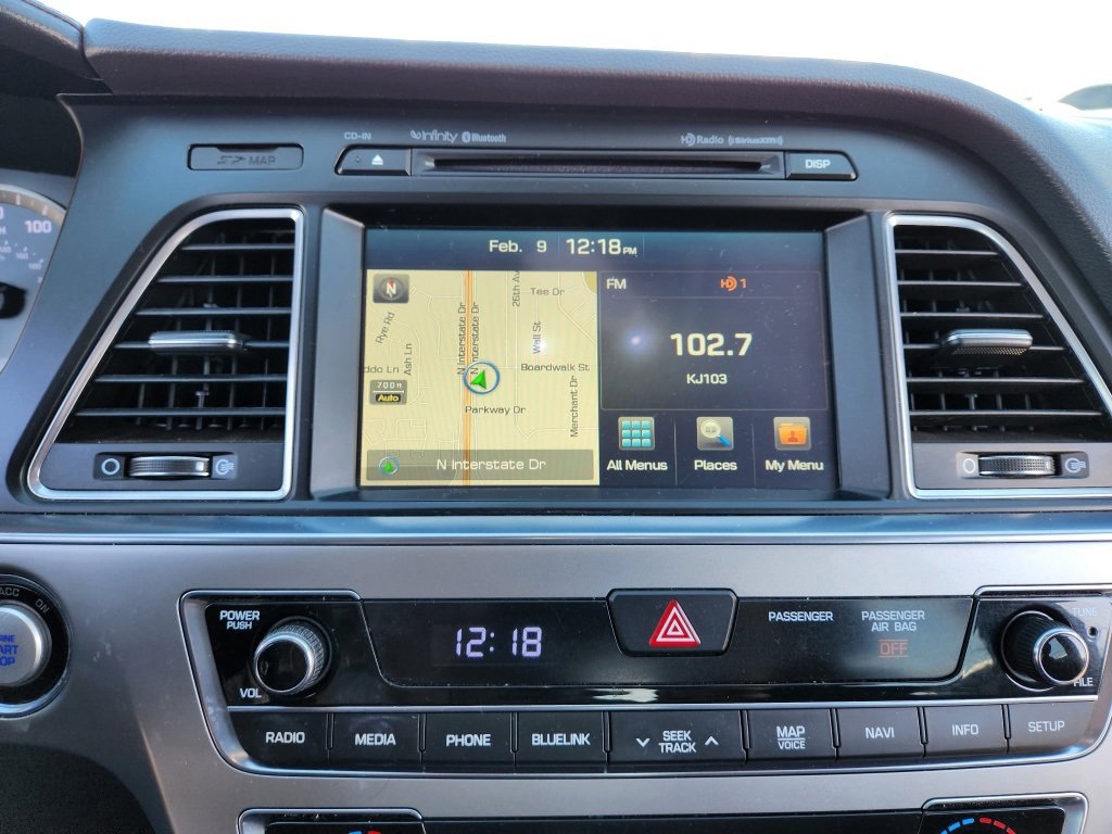 Used 2016 Hyundai Sonata Limited w/ Option Group 04 image 20