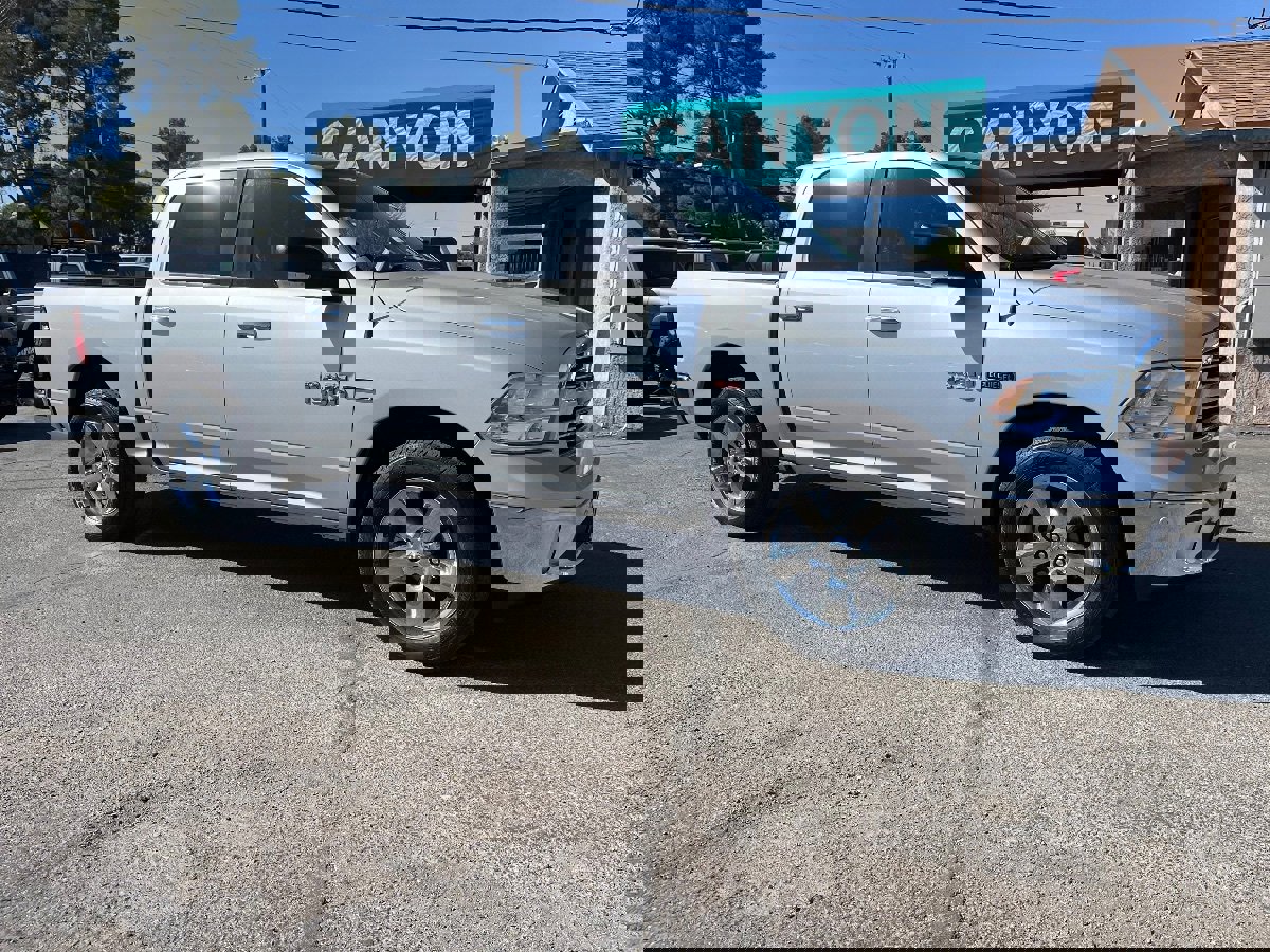 Used 2015 RAM 1500 Big Horn RWD image 2