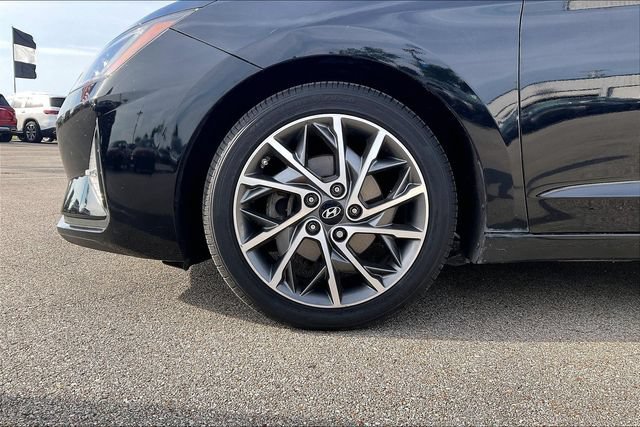 Used 2020 Hyundai Elantra Limited FWD image 5