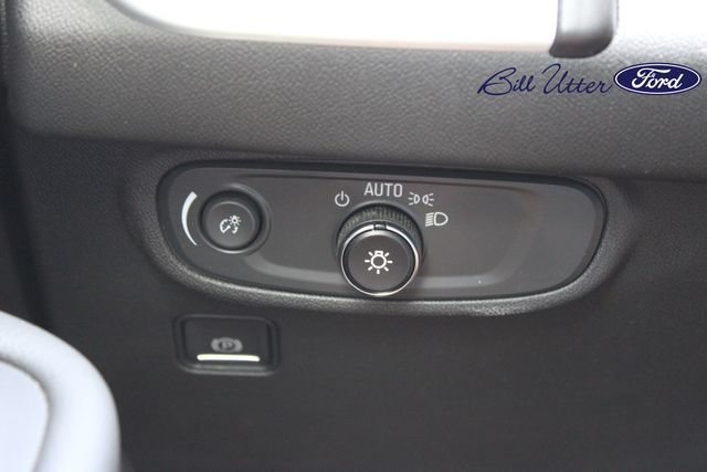 Used 2023 GMC Terrain SLE w/ Elevation Edition FWD image 20