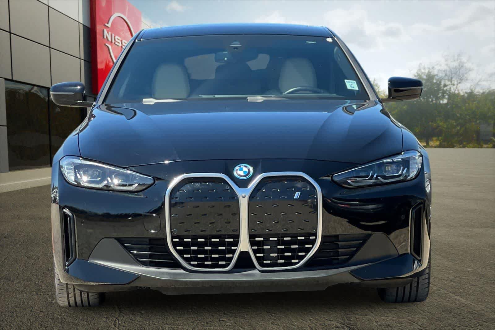 Used 2023 BMW i4 eDrive40 w/ Parking Assistance Package RWD image 11