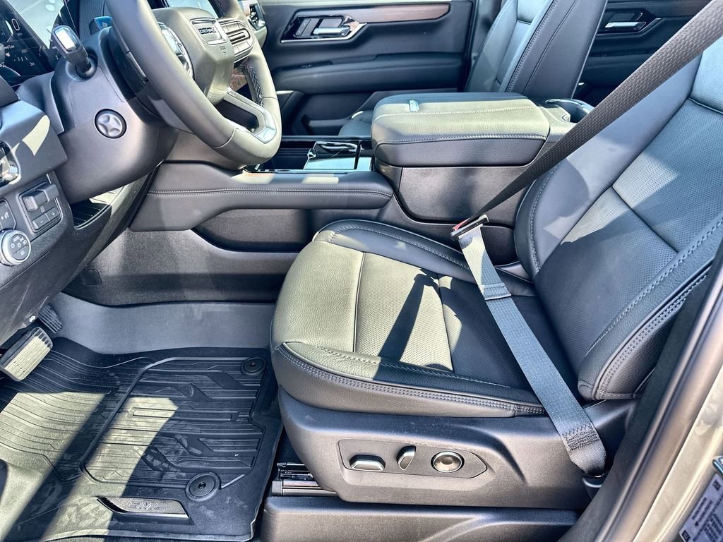 New 2026 GMC Yukon Denali w/ Denali Reserve Package image 24