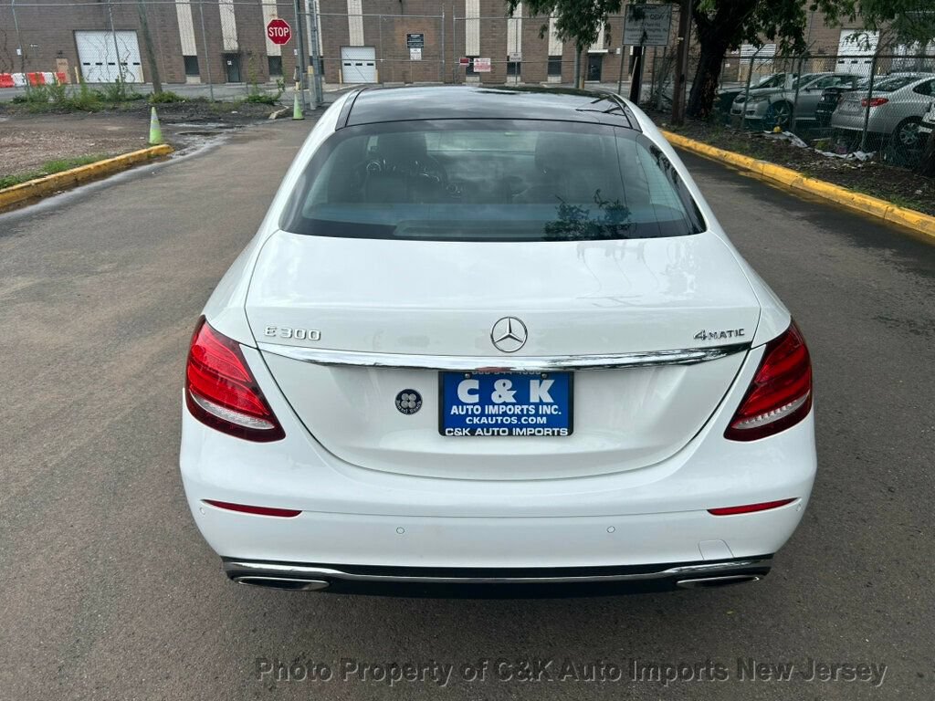 Used 2018 Mercedes-Benz E 300 4MATIC image 13