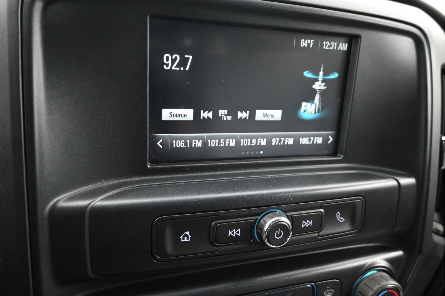 Used 2018 Chevrolet Silverado 1500 Custom w/ Custom Value Package image 12