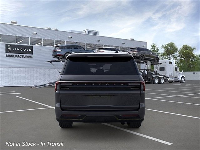 New 2026 Lincoln Navigator L Reserve AWD/4WD image 5