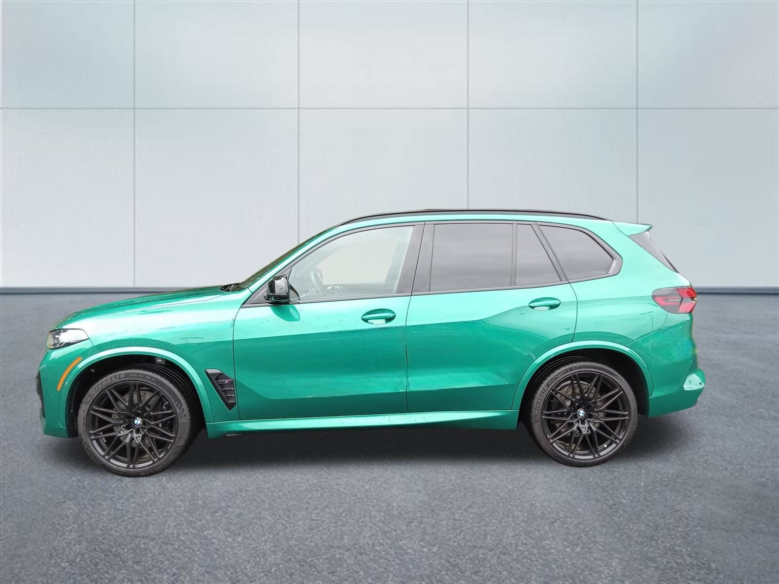 Used 2026 BMW X5 M Competition w/ Executive Package AWD/4WD image 2