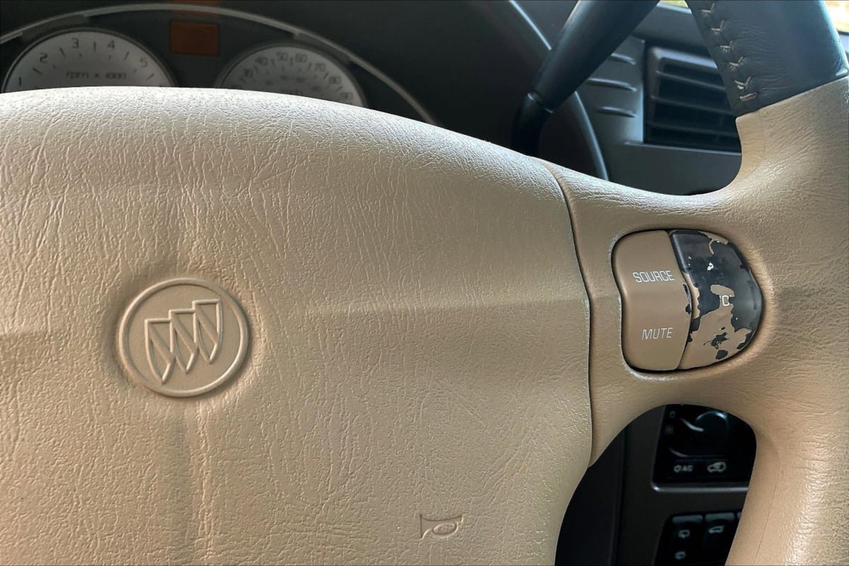 Used 2002 Buick Rendezvous CX w/ Versatility Pkg image 12