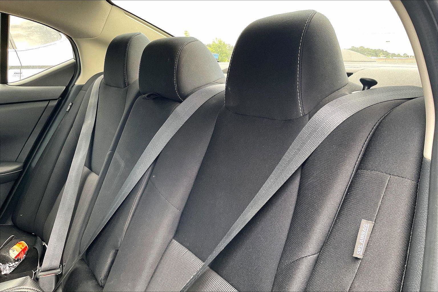 Used 2021 Nissan Sentra SV FWD image 5