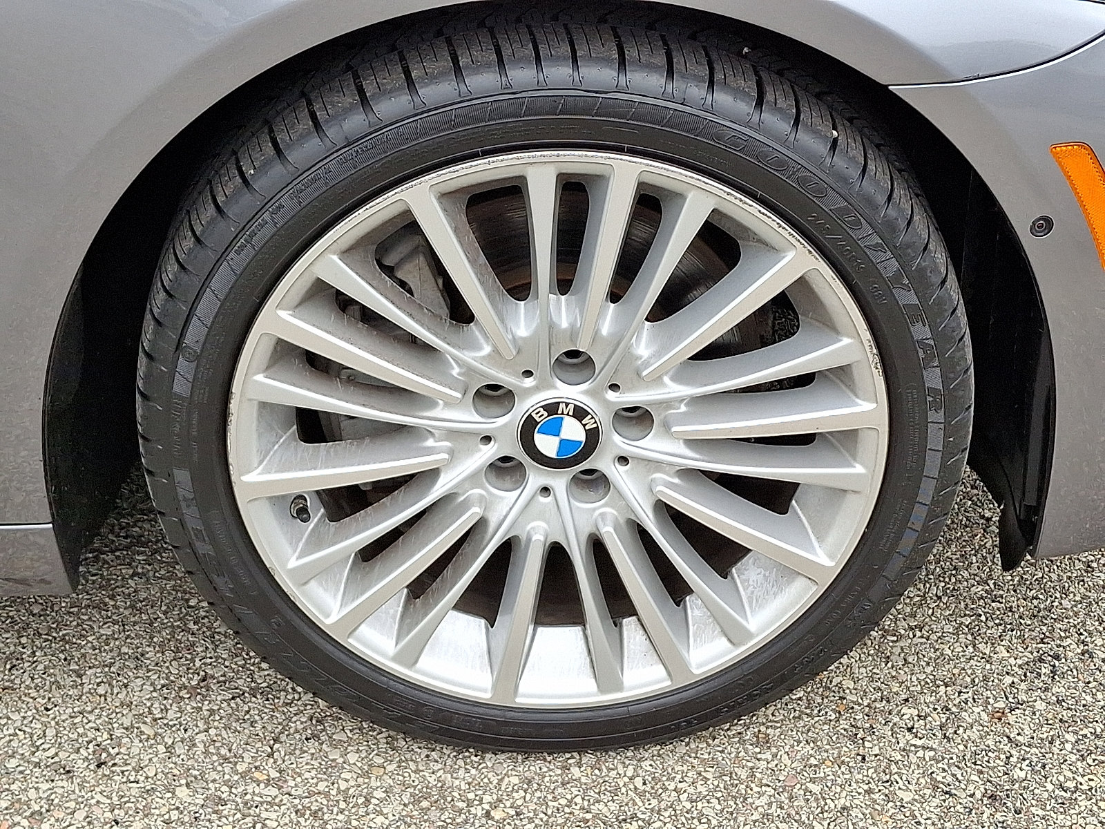 Used 2015 BMW 550i xDrive Sedan AWD/4WD image 8