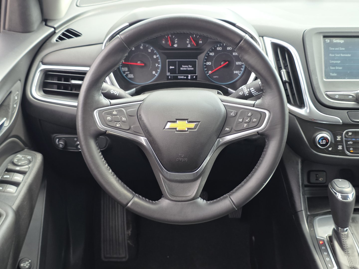 Used 2018 Chevrolet Equinox LT FWD image 23