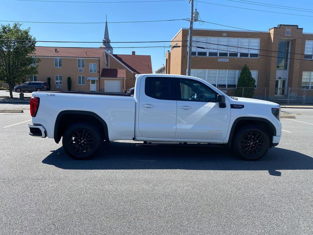 Used 2023 GMC Sierra 1500 Elevation w/ X31 Off-Road Package image 4