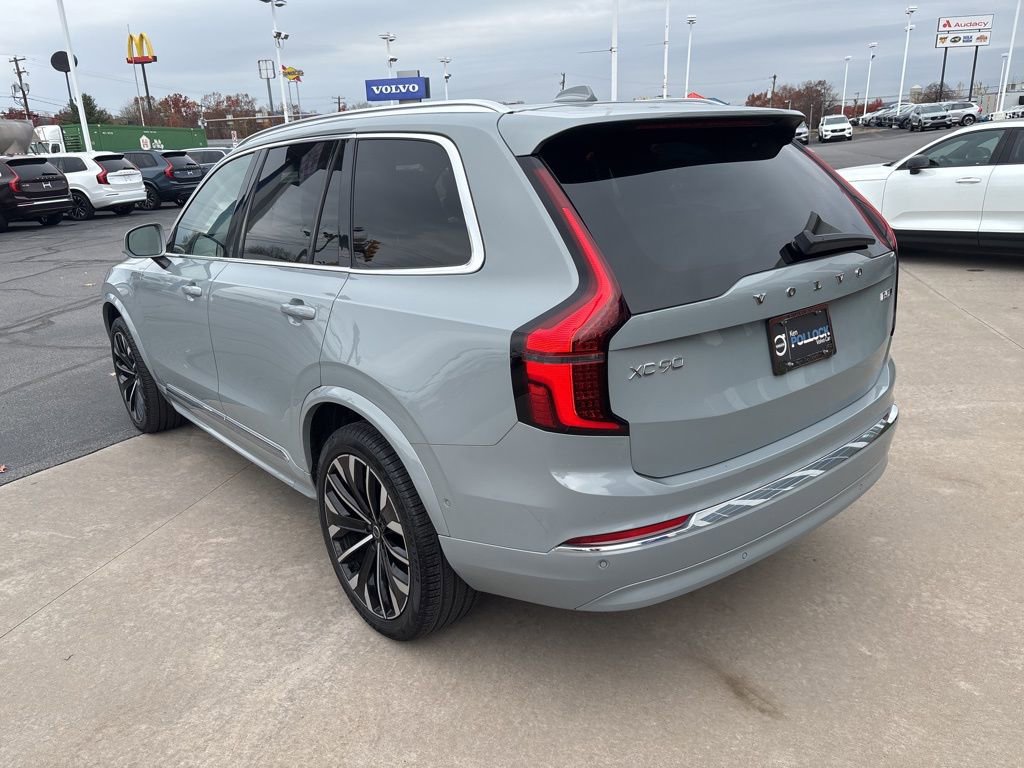 Certified 2025 Volvo XC90 B5 Plus AWD/4WD image 9