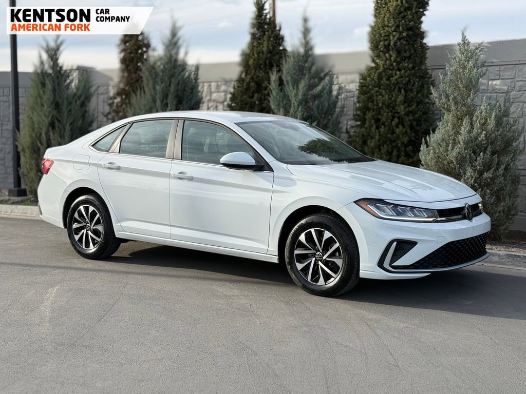 Used 2025 Volkswagen Jetta S image 12