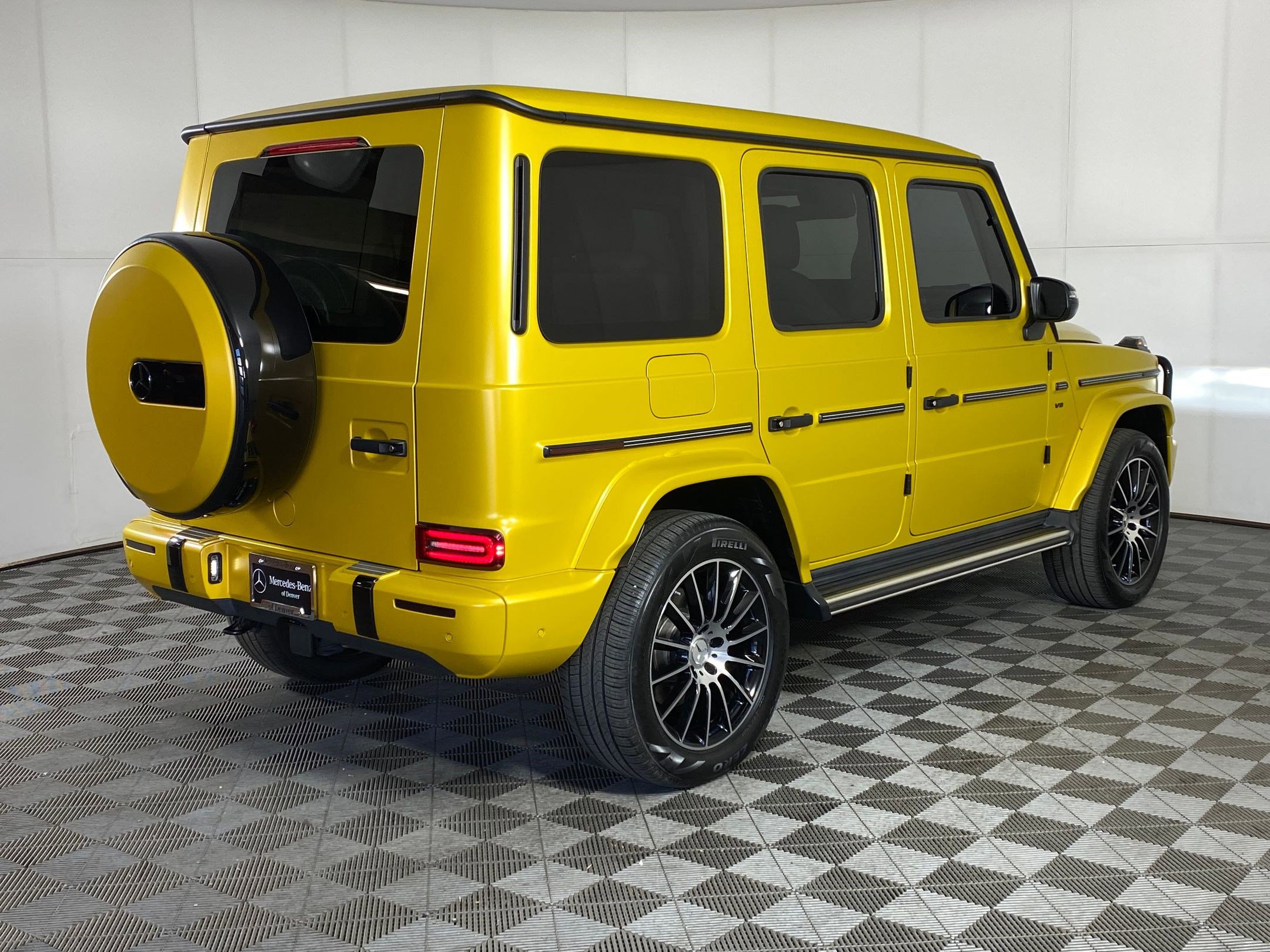 Used 2023 Mercedes-Benz G 550 image 9