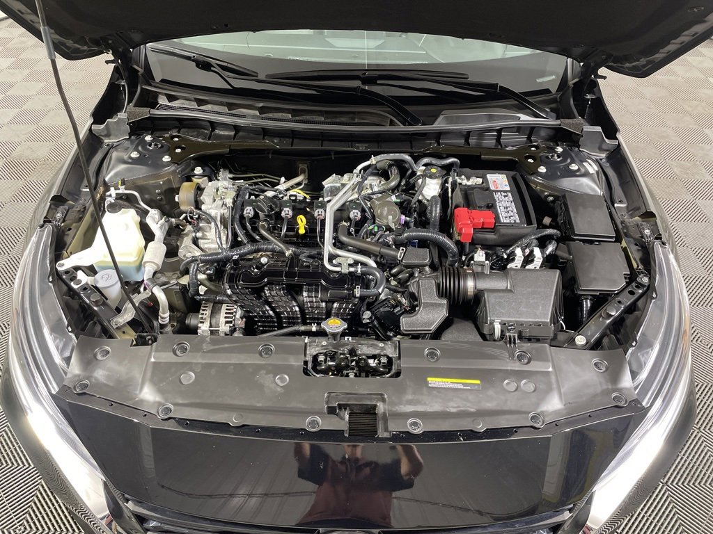 Used 2024 Nissan Altima 2.5 SV image 25