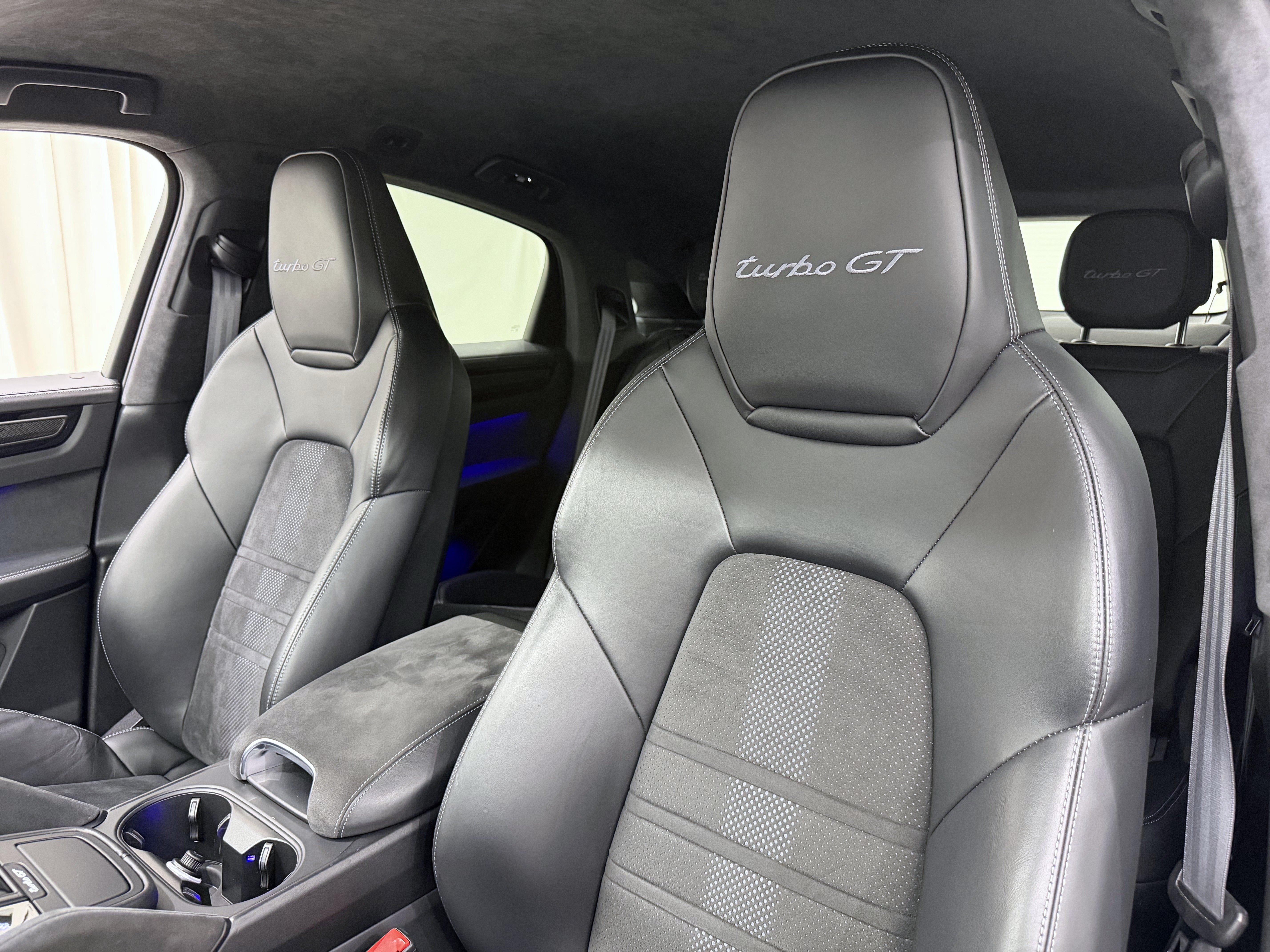 Certified 2022 Porsche Cayenne Turbo GT AWD/4WD image 41