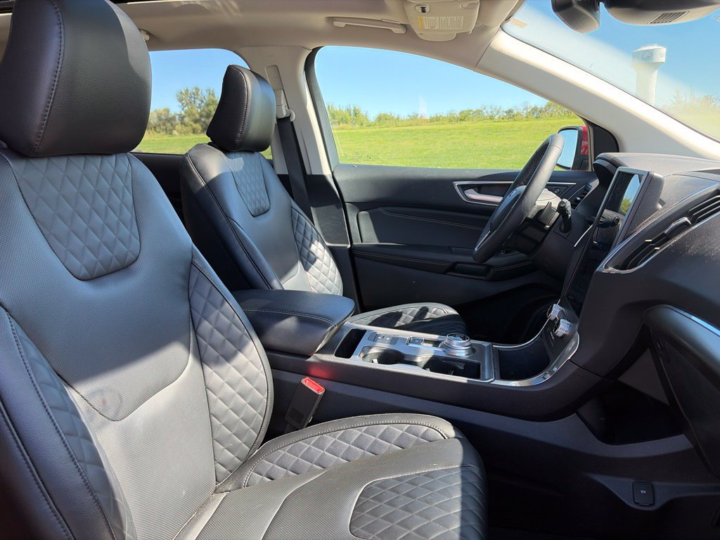 Certified 2024 Ford Edge Titanium w/ Equipment Group 301A AWD/4WD image 8
