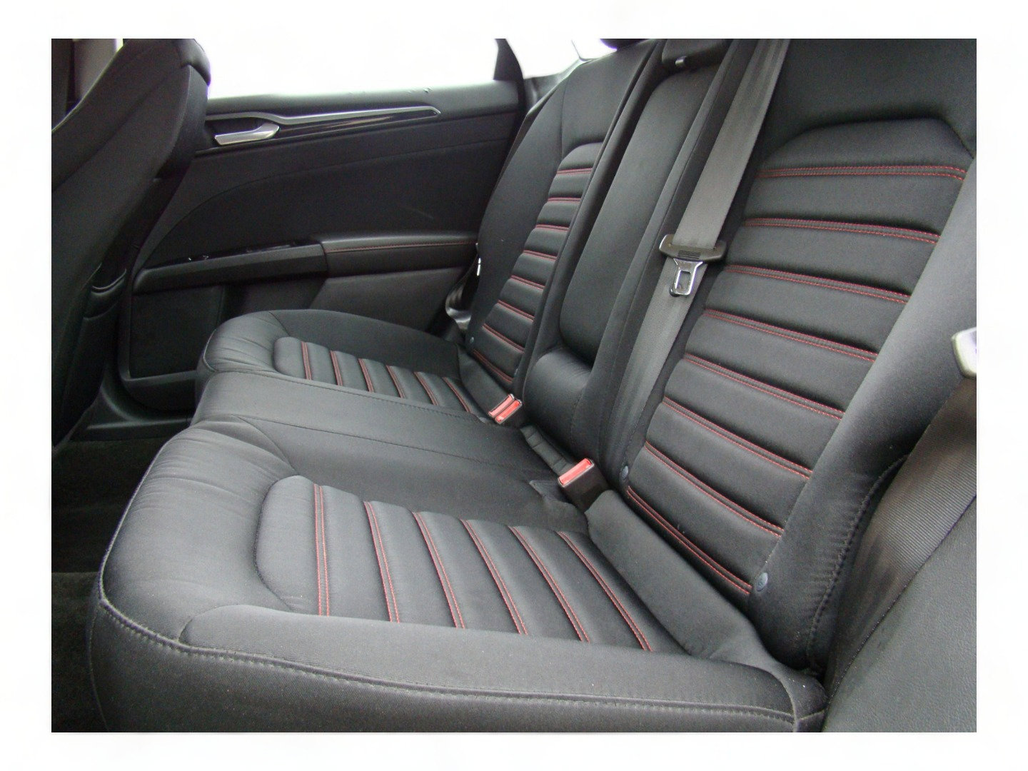 Used 2019 Ford Fusion Titanium image 19