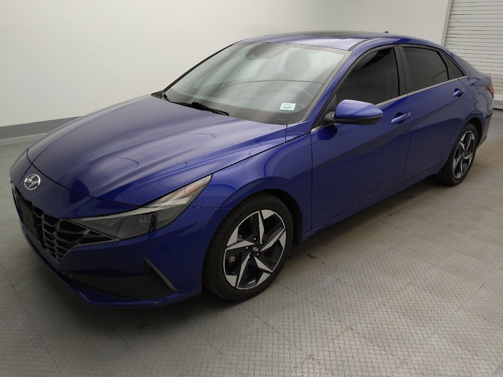 Used 2021 Hyundai Elantra SEL w/ Convenience + Premium Package FWD image 2